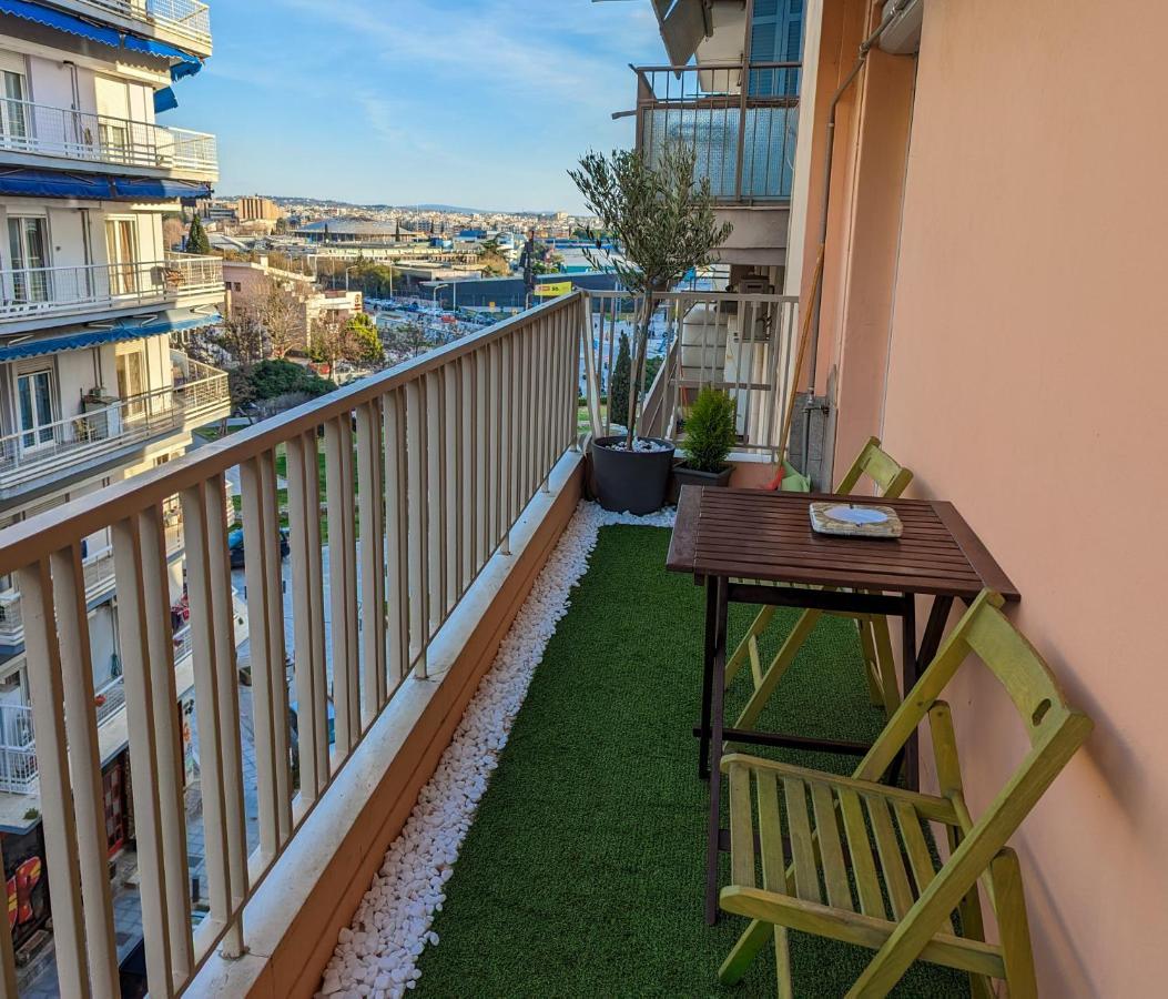 Charming 85Sqm Apartment With Panoramic City-Views Tessalónica Exterior foto
